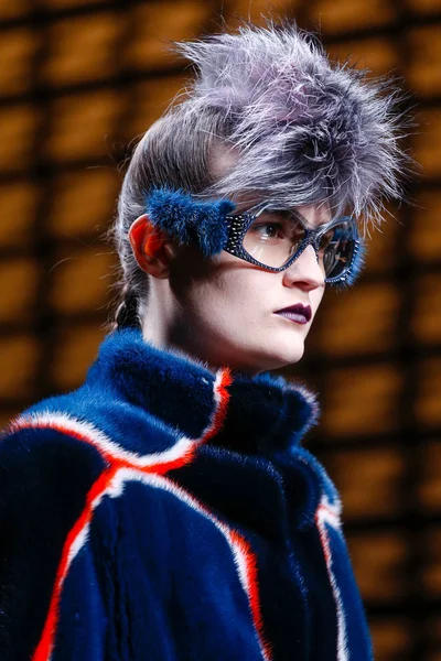 Look 9